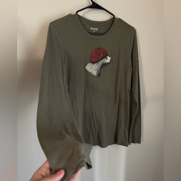 Columbia Soft Green Long Sleeved T Beaver with Beanie graphic Womens size Large - Picture 3 of 9